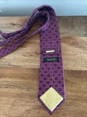 Donald J. Trump Signature Collection Burgundy Pink Geometric Silk Tie